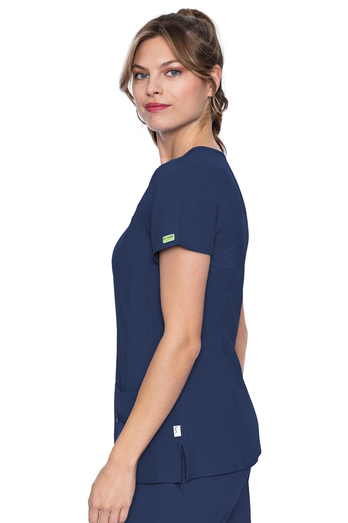 بلوزة Med Couture Activate برقبة على شكل حرف V Racerback 8416